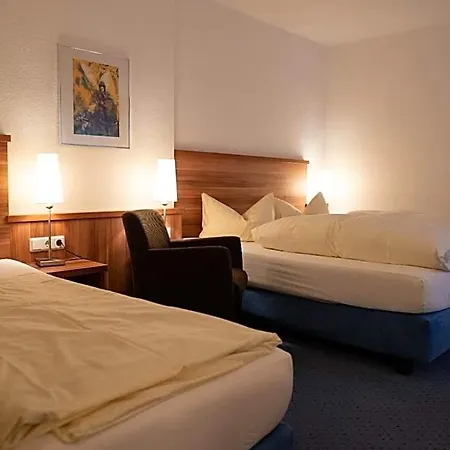 Jaegerhof Hotel *