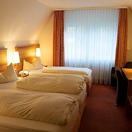 Jaegerhof Hotel *